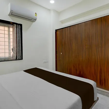 Hotel O Dolphin Luxury Ac Rooms-2
