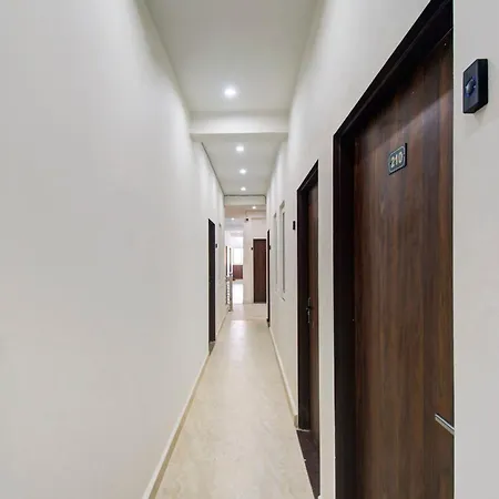 Oyo 82094 Hotel Saras Inn-3