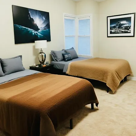 Hollywood Boutique Residences With Free Parking-2
