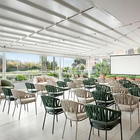 Courtyard By Marriott Rome Central Park-2
