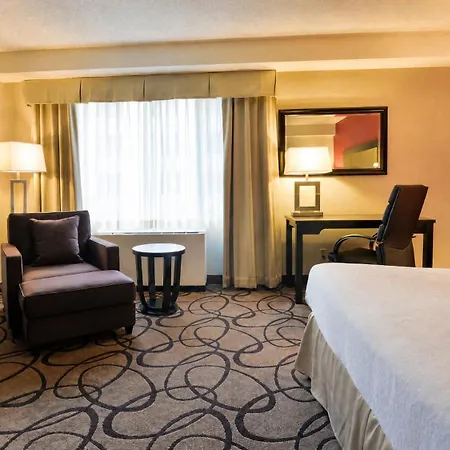 Holiday Inn Montreal Centre Ville Downtown By Ihg-3