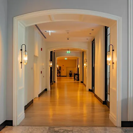 Courtyard By Marriott Phuket Town-3