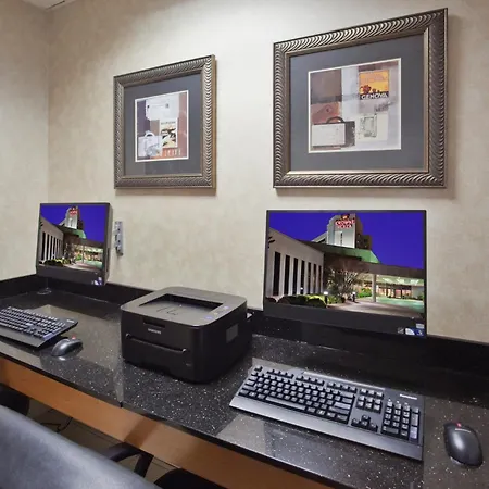 Crowne Plaza Virginia Beach Town Center By Ihg-3