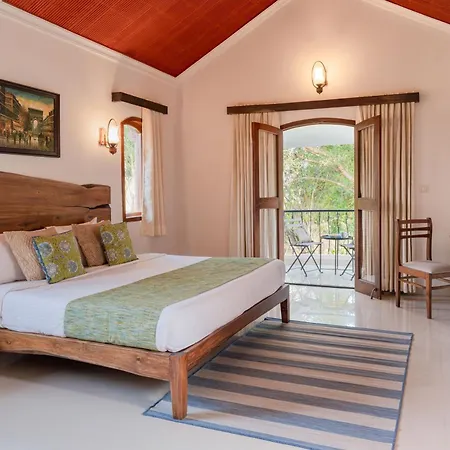 Aguada Anchorage - The Villa Resort, Candolim-3