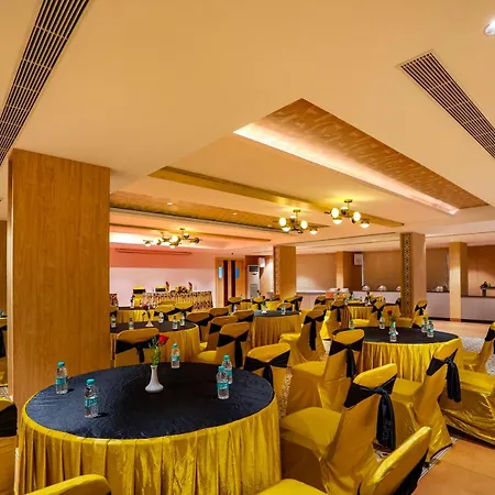 Hotel Park Residency, Kakkanad-3
