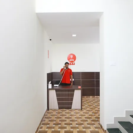 Super Hotel O Perfect Stay Near Meenambakkam Metro Station-3