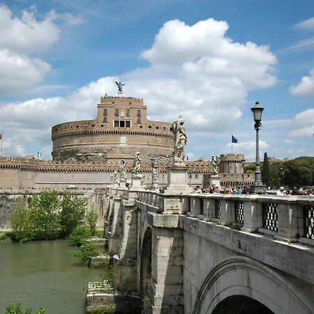 Suites 44 Via Cicerone - Vatican & Castel Sant'Angelo-3