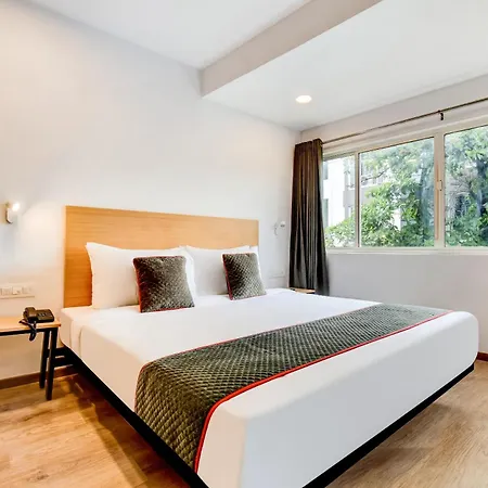 Townhouse Century Hotel-2