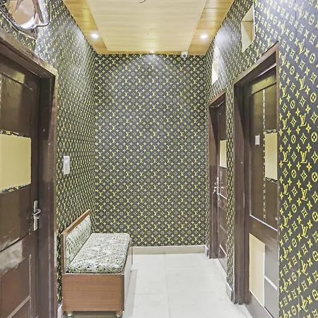 Hotel O Kashish Residency Near Model Town Metro Station-2