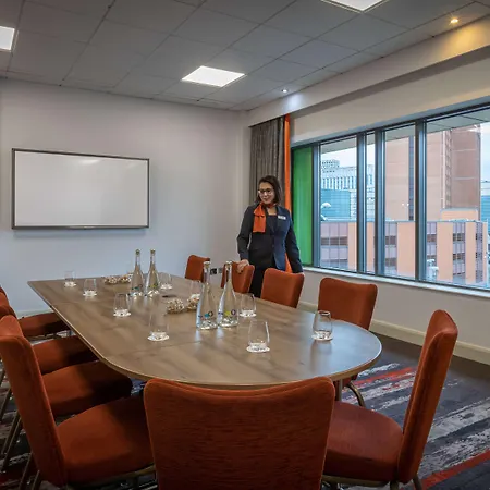 Clayton Hotel Cardiff-3