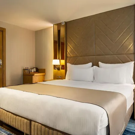 Days Inn By Wyndham Istanbul Bomonti-2
