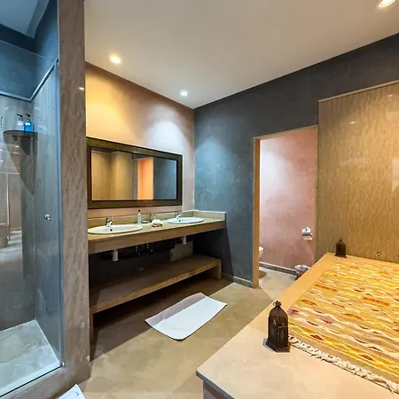 Riad Azia-2
