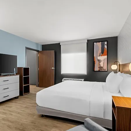 Everhome Suites Temecula Wine Country-2