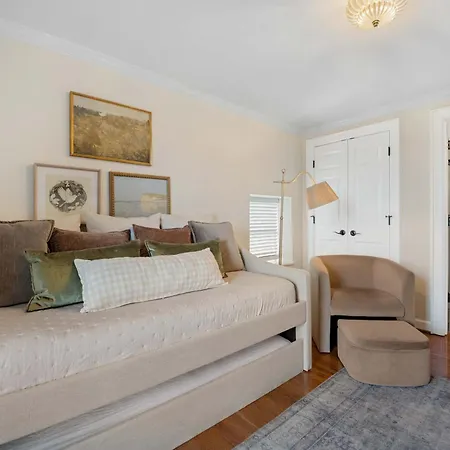 Historic Riverview Inn Suite Ten-2