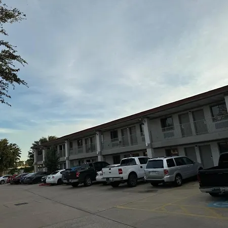 Luxury Inn-2