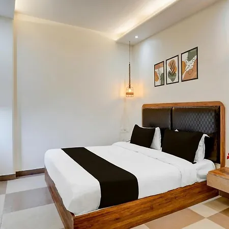 Super Oyo Townhouse Oak Prayagraj Allahabad University-Railway Junction Formerly Ballians-3