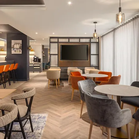 Home2 Suites By Hilton Dublin City Centre-2