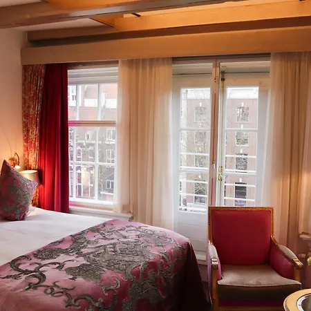 Ambassade Hotel-3