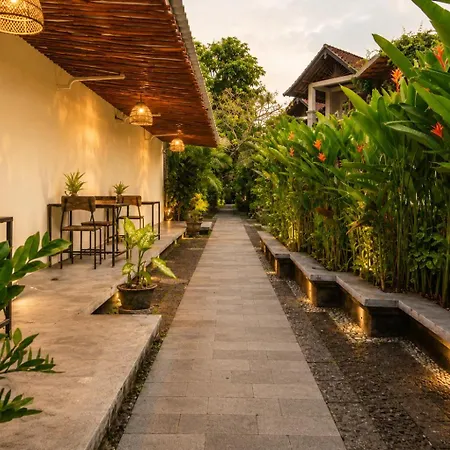 Bali Ayu Hotel & Villas 10 Minutes Walking Distance To The Beach-3