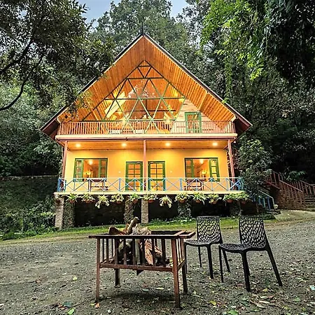 Latitude 29 By The Lake Resort-2