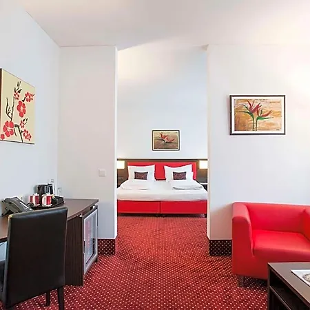 Plaza Inn Amedia Vienna-3