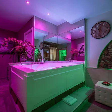 Corso Suite 107 Rooms Wellness & Spa-2