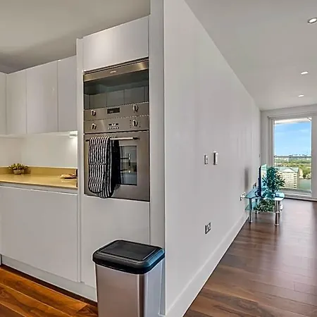 Lincoln Plaza Serviced Apartments By Thesqua.Re-2