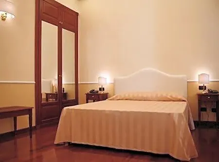 Luxury Ludovisi Rooms-3