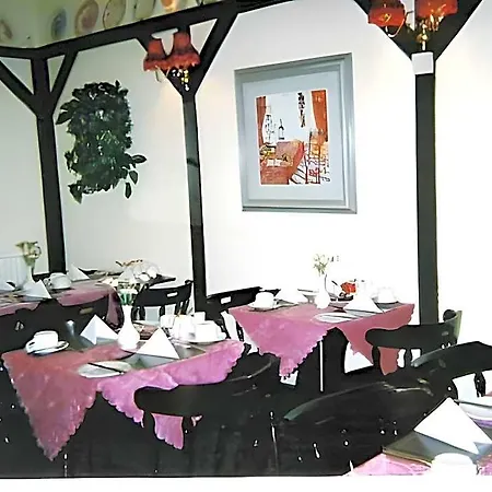 The Inglewood Hotel *Adults Only*-3