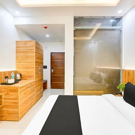 Townhouse Grand Address Hotel And Banquet-3