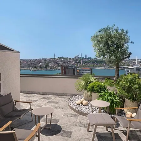 Aloft By Marriott Istanbul Karakoy-2
