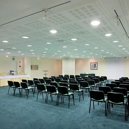 Holiday Inn Lisbon By Ihg-3