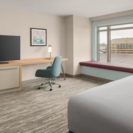 Hilton Garden Inn Providence Downtown Convention Center-3