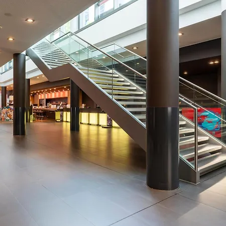 Intercityhotel Berlin Hauptbahnhof-3