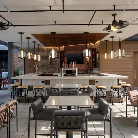 Epicurean Atlanta, Autograph Collection-3