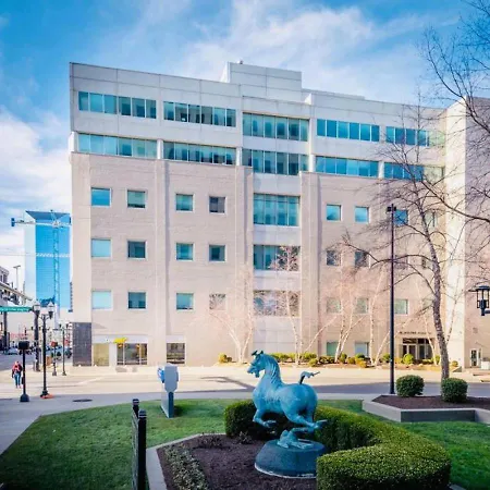 175 Lex - Walkable Downtown Lexington & Rupp Arena - Full Condos-2