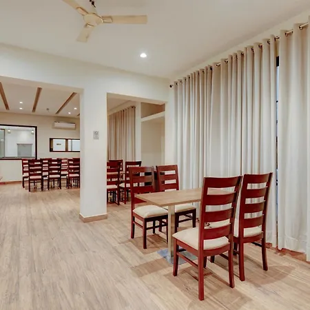 Super Collection O Ovel Hotel Grand-2