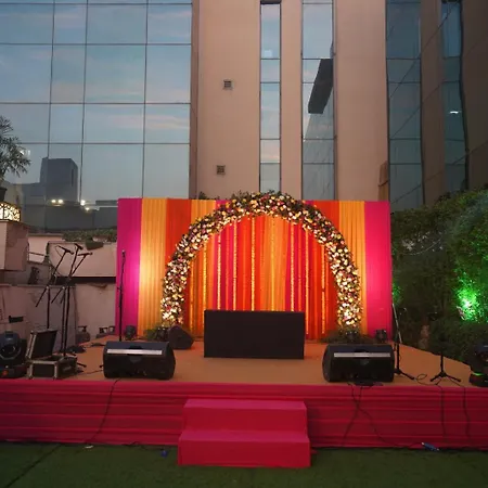 Bel-La Monde Hotel Nh8 At 6Km From Igi Airport Delhi-2