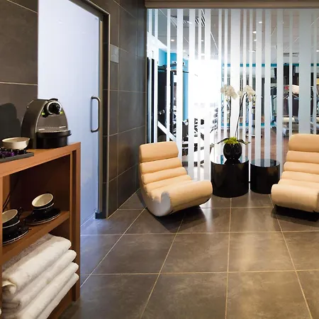 Novotel Leeds Centre-3