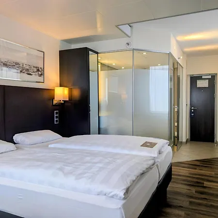 Park Inn By Radisson Berlin Alexanderplatz-3