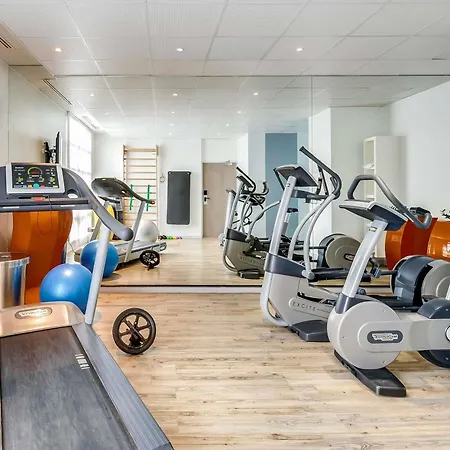 Novotel Suites Paris Montreuil Vincennes-3