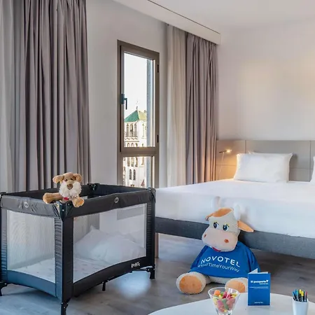 Novotel Suites Malaga Centro-3