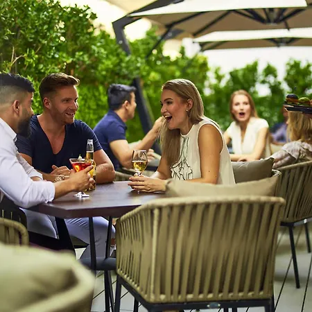 Mercure Dubai Barsha Heights Hotel Suites And Apartments-2