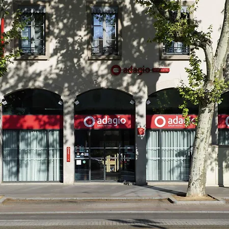 Aparthotel Adagio Lyon Patio Confluence-2