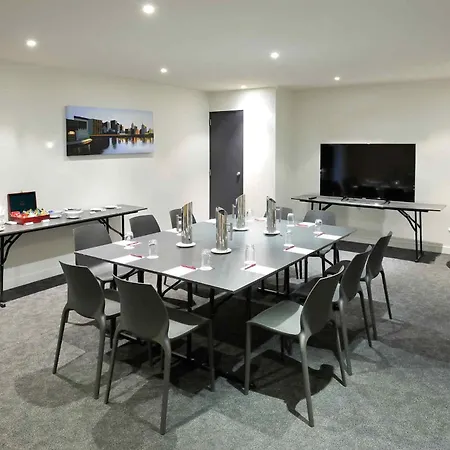 Mercure Melbourne Therry Street-2