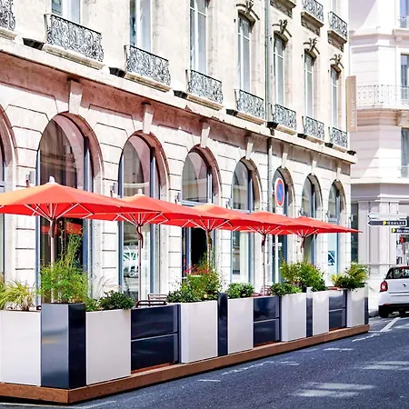 Mercure Lyon Centre Plaza Republique-3