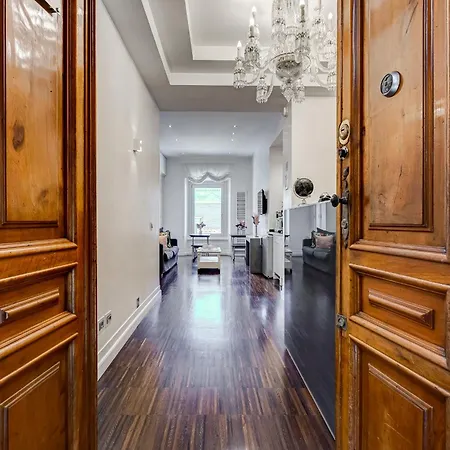 Xenia Guest House-3