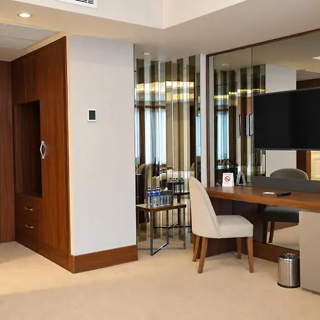 Sura Luxury Milion & Spa-3