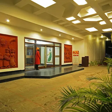 Golden Tulip Udaipur-3