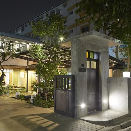 Uncle Loy'S Boutique House-2